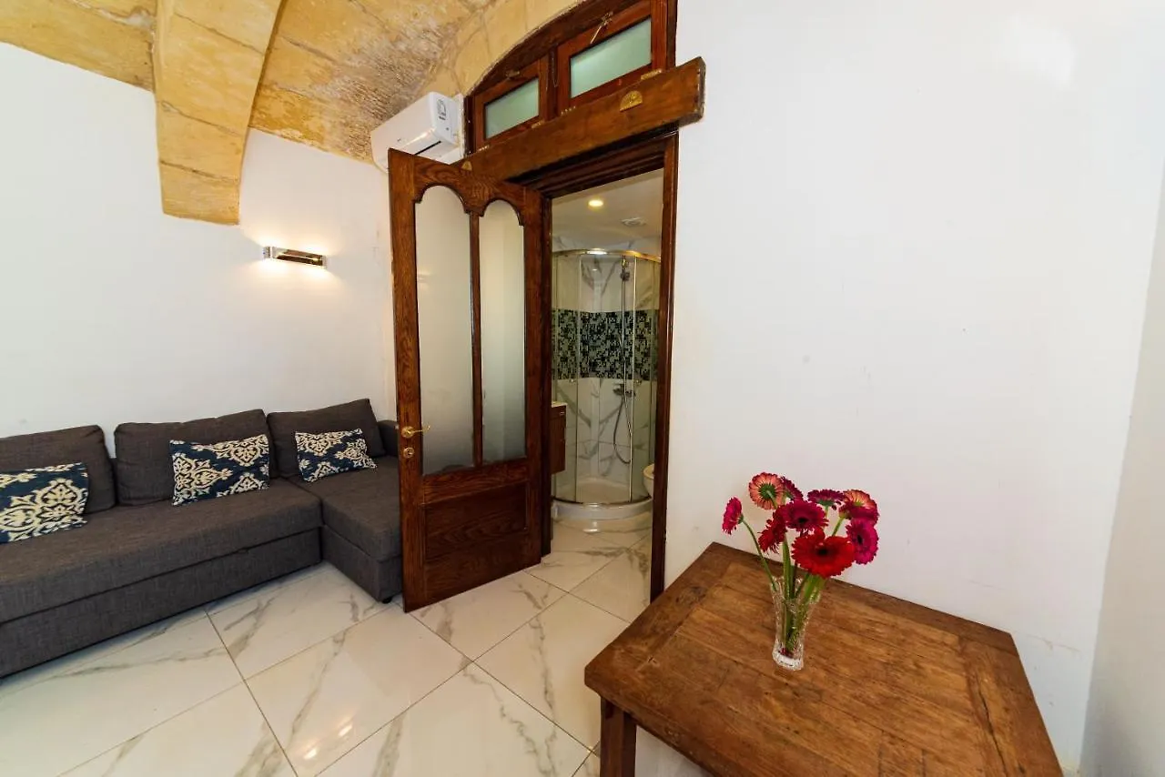 Valletta Old Well Apartments 0*,